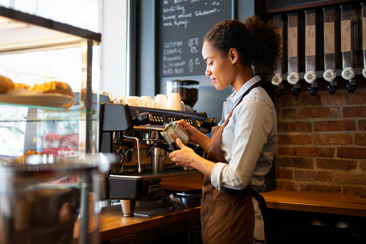 A-Day-in-the-Life-of-a-Coffee-Shop-Owner
