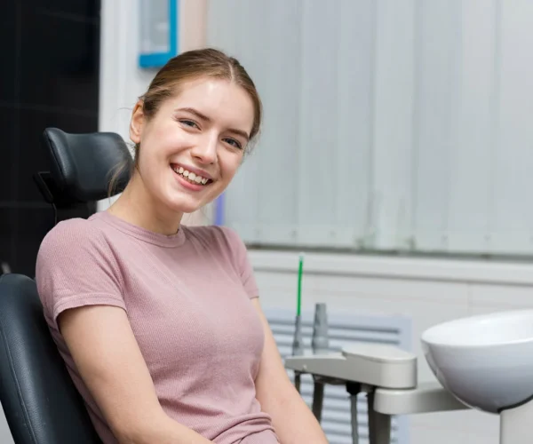 Medical & Dentist - How to Maintain a Beautiful Holiday Smile